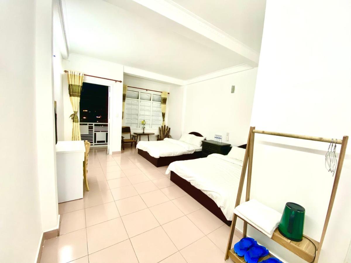 Valentine Hotel Далат Екстер'єр фото